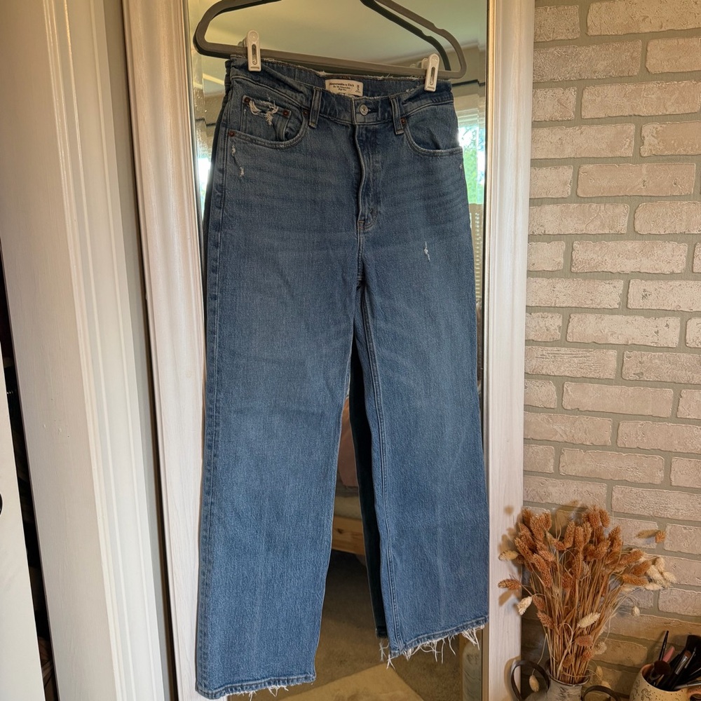 Abercrombie High Rise 90s Relaxed Jeans